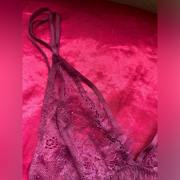Victoria’s Secret Burgundy Babydoll with matching panties - Picture 4 of 6